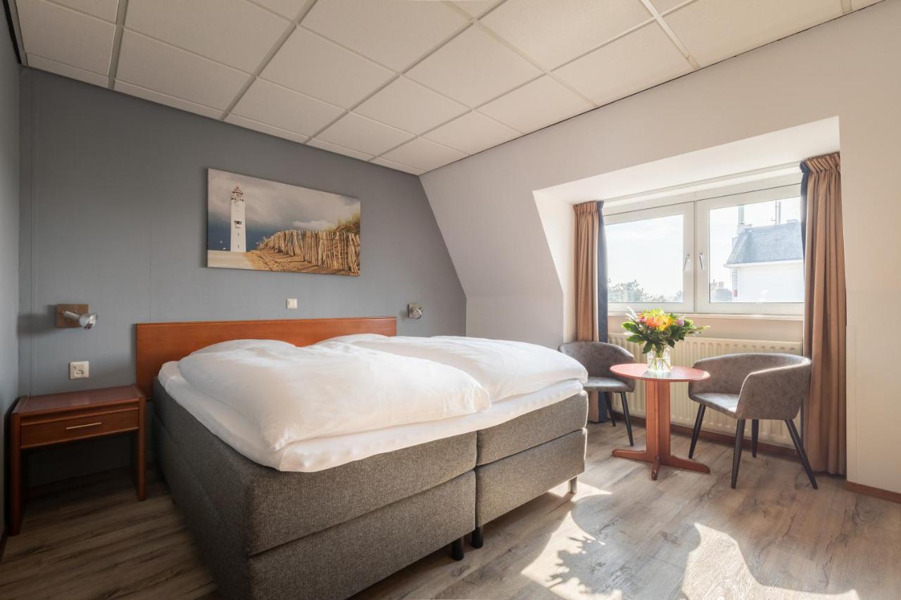 Two Brothers Hotel Astoria Noordwijk Bagian luar foto