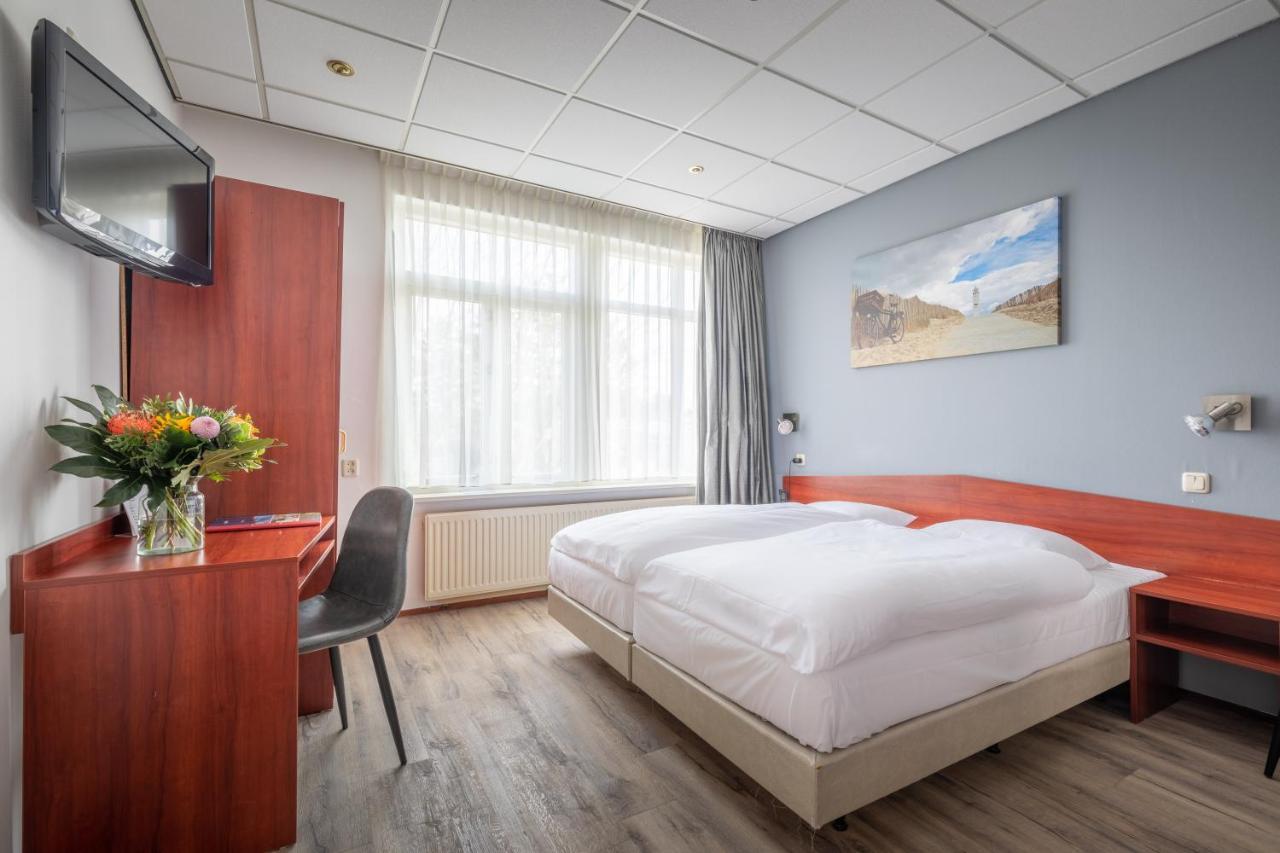 Two Brothers Hotel Astoria Noordwijk Bagian luar foto
