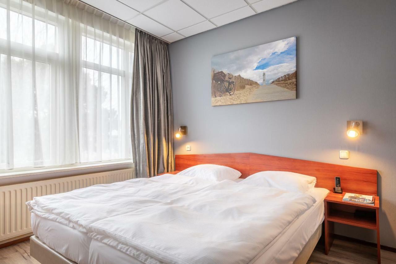 Two Brothers Hotel Astoria Noordwijk Bagian luar foto